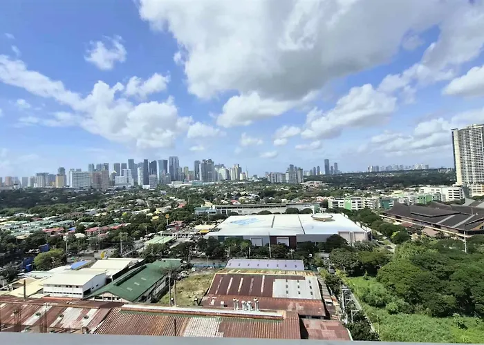 View With Balcony At Kasara Residences C5 Pasig 4*