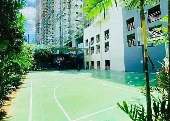 Apartahotel View With Balcony At Kasara Residences C5 Pasig